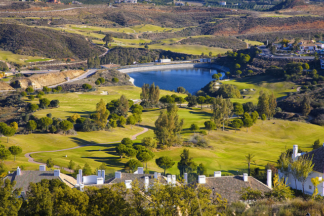 La Floresta de la Mairena is a ten minute drive from two of the best known golf courses on the Costa del Sol, La Cala Golf Resort and Santa Maria Golf and has direct access to El Soto Golf Club. La Floresta de la Mairena is a ten minute drive from two of the best known golf courses on the Costa del Sol, La Cala Golf Resort and Santa Maria Golf and has direct access to El Soto Golf Club.