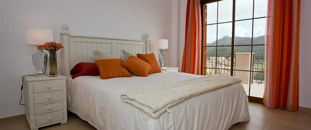 Townhouses in Mallorca - Los Altos del Golf Los Altos del Golf townhouses in the heart of Golf the Andratx ,Majorca,Spain. Four great houses with excellent distribution, Taylor Wimpey’s guarantee of quality and service to make your dream come true. Townhouses in Mallorca - Los Altos del Golf Los Altos del Golf townhouses in the heart of Golf the Andratx ,Majorca,Spain. Four great houses with excellent distribution, Taylor Wimpey’s guarantee of quality and service to make your dream come true.